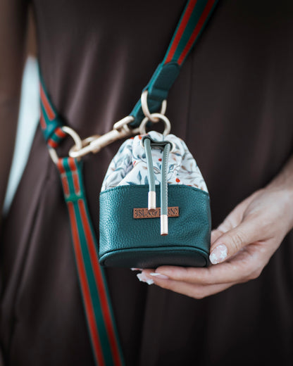 Myra Pouch in Vintage Christmas