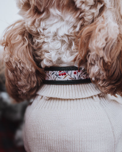 Nova Collar in Vintage Christmas