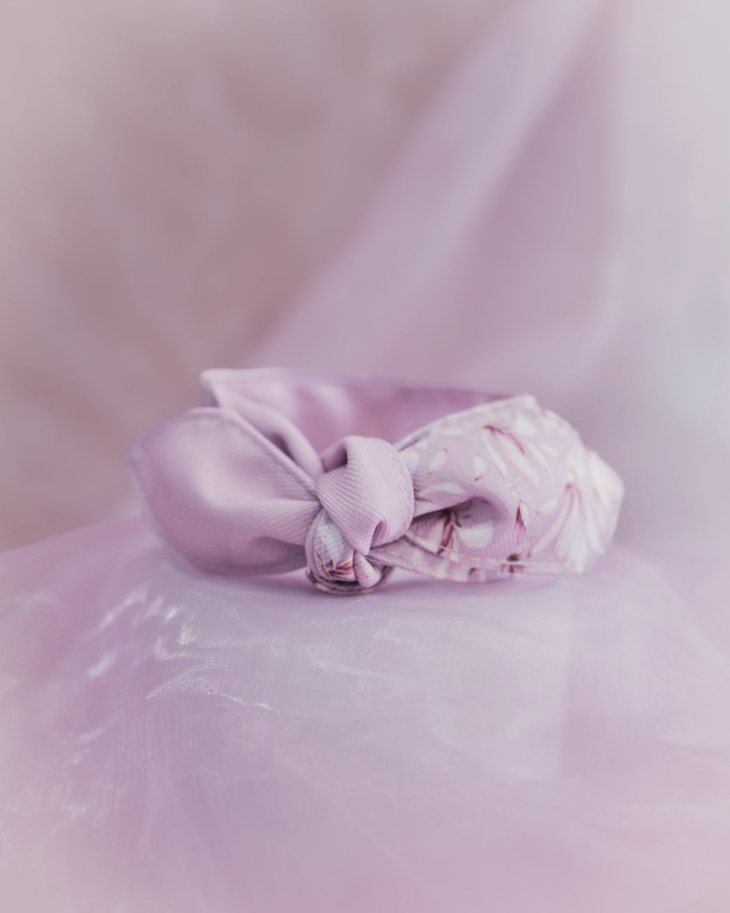 Amelie Neck Scarf in Mauve